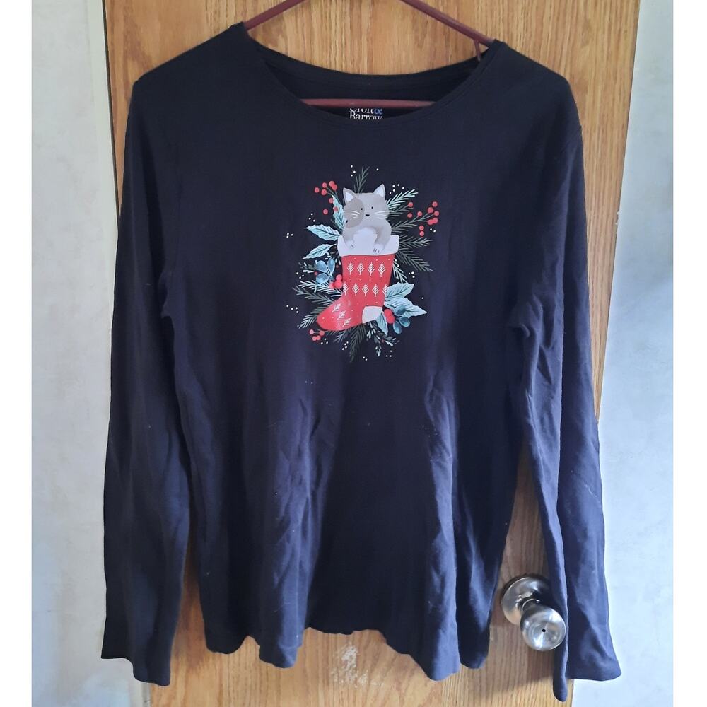 Croft & Barrow Christmas Cat Shirt 3D Pom Pom Stocking Holiday Tee Medium